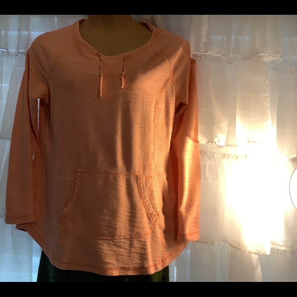 Xl exerted sweatshirt